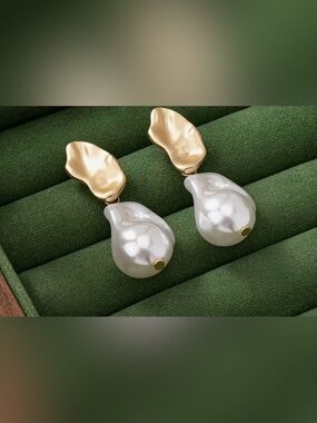 Fashion Jewelry Gold-Tone and White Drop Pearl Earrings